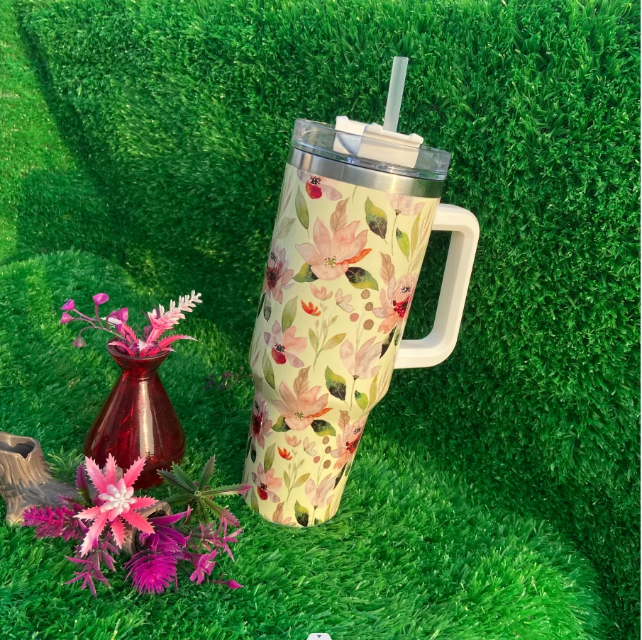 New Arrival 40oz Tumbler With Handle Stainless Steel White-red Dot Flower Style Tumbler With Straw Tumbler